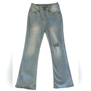 Junior NWOT distressed flare jeans size S